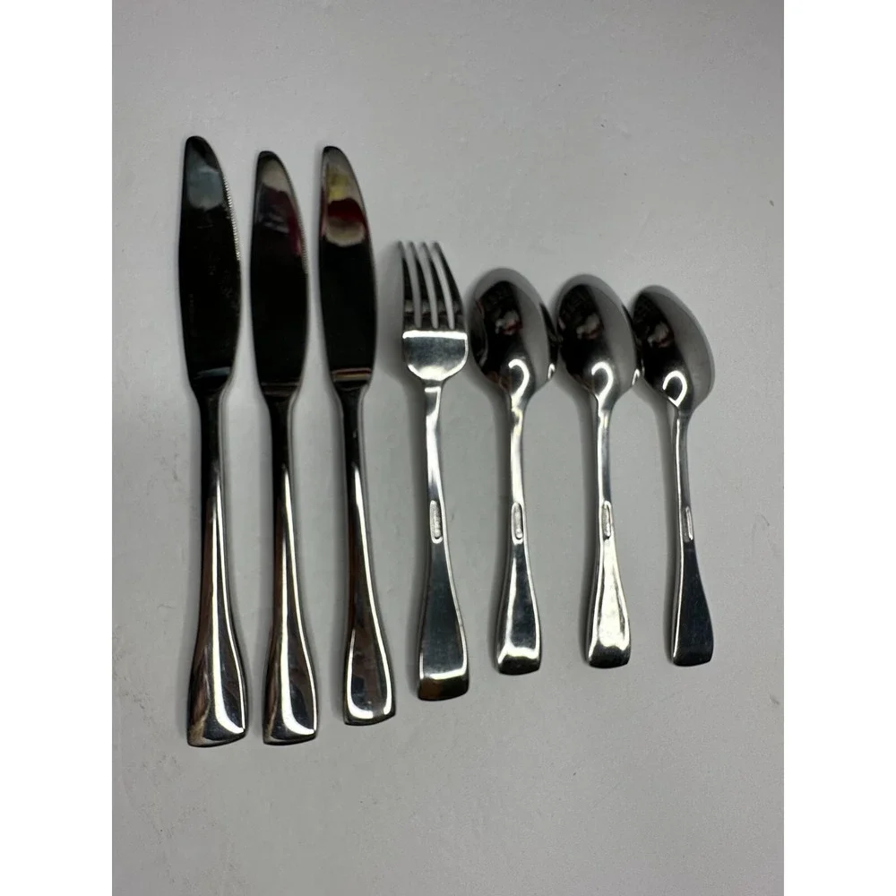 Oneida Moda Stainless Flatware Replacement 7 Pc Fork‎ Knife Spoon